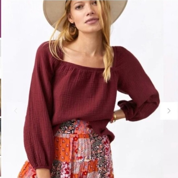 cloth & stone Tops - Cloth & Stone x Anthropologie
Lightweight Gauze Cottagecore Peasant Blouse - XL